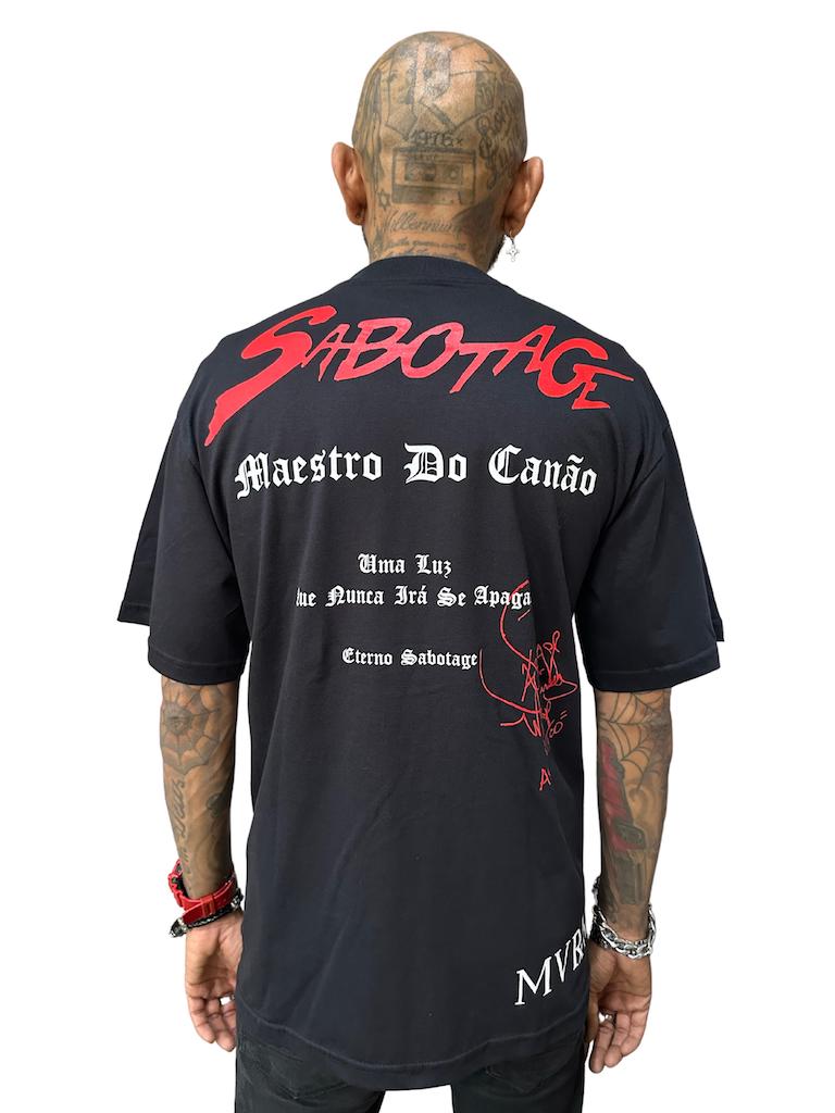 Camiseta Preta MVRK x SABOTAGE Maestro Do Canão